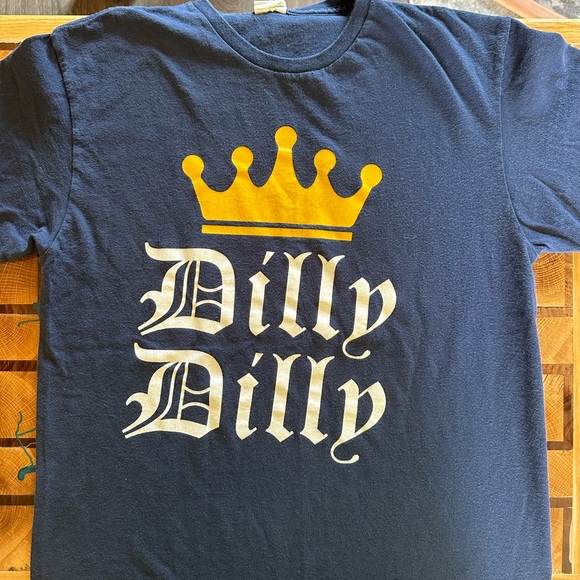 Other - Dilly Dilly graphic tee Size M (unisex)